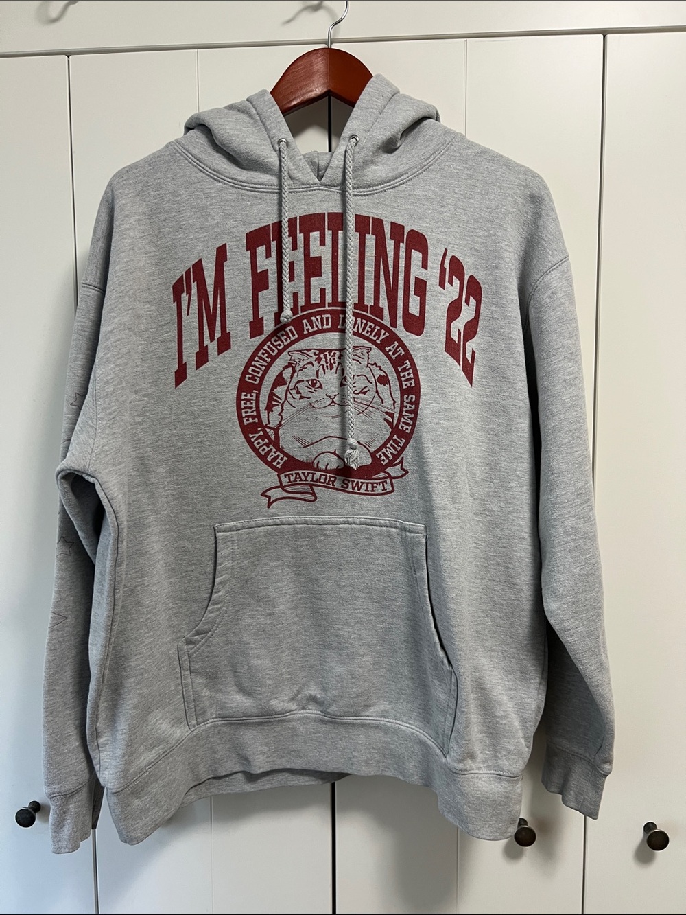 Taylor Swift hoodie size L
